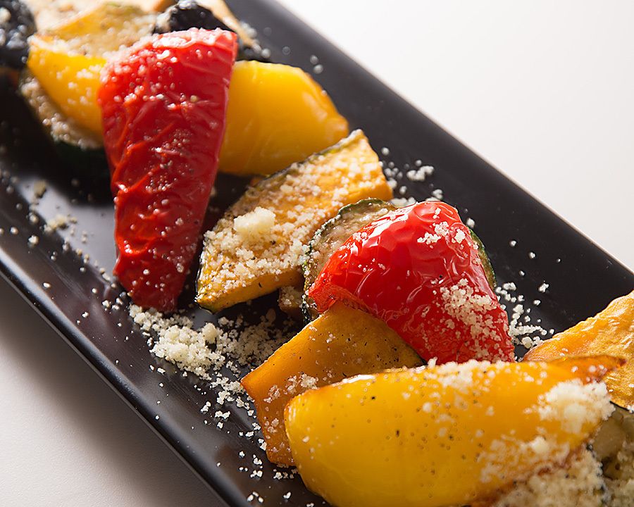 季節野菜の素揚げサラダ（580円）