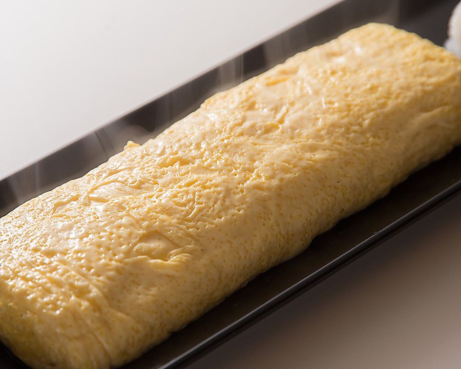 甘くない関西仕立ての出汁巻き玉子（550円）