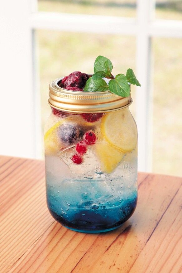 ヒナノ珈琲特製フルーツカクテルソーダ