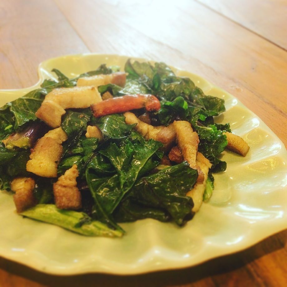 自家製塩豚とケールの炒め（700円）