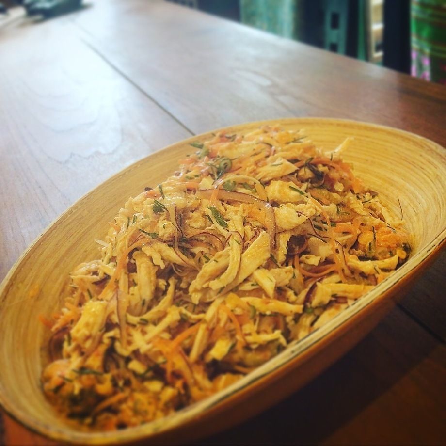 ヤムソンオー(オレンジと鶏胸肉、ムール貝のサラダ)（400円）