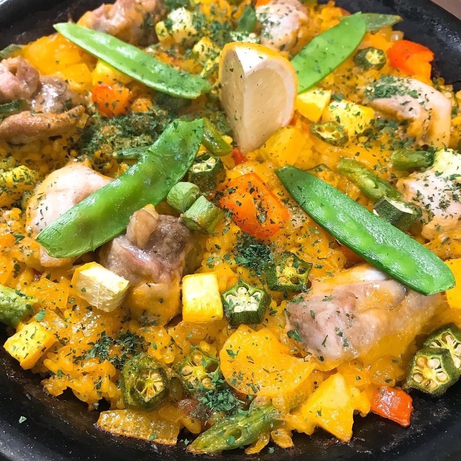 若鳥と野菜のパエリア（2人前～）