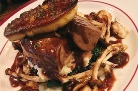 最後の一滴までうまい牛ホホの赤ワイン煮込み