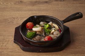 海老とエリンギのアヒージョ