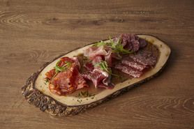 サラミ盛り合わせ