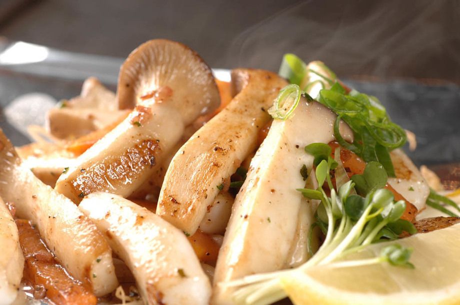 イカとエリンギのバター焼き（950）