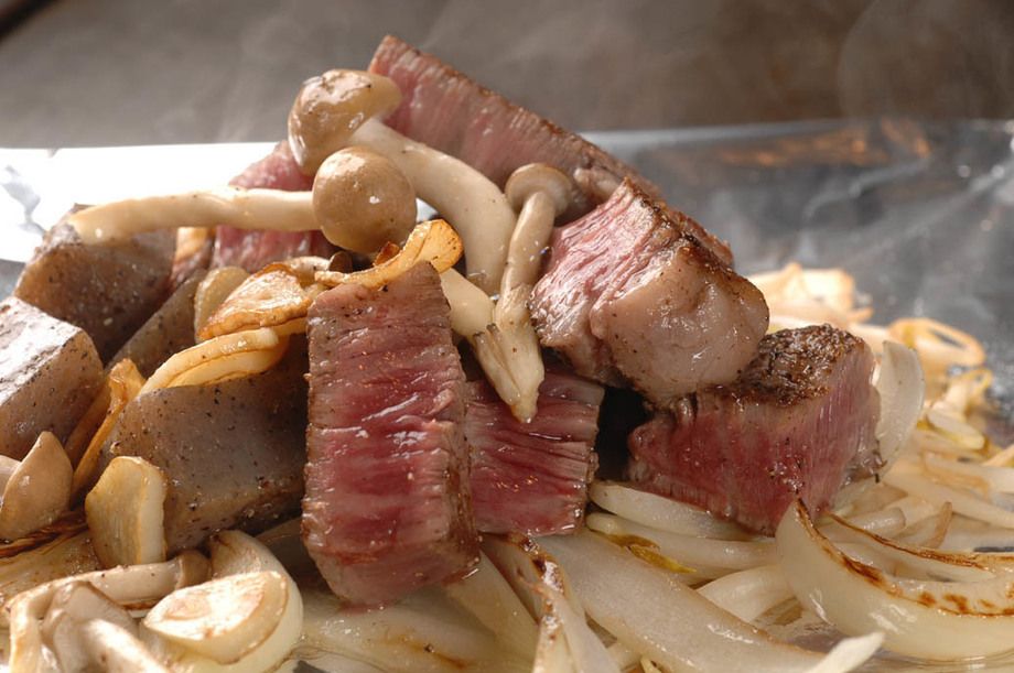 和牛ヒレ肉　コロコロステーキ150g・３００g（4600〜）