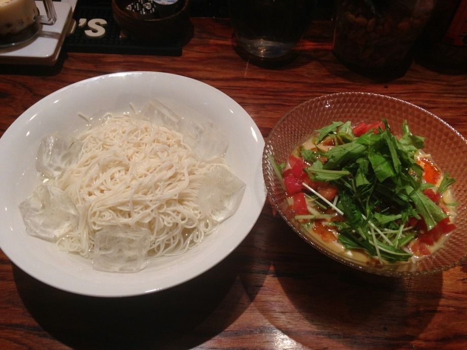 生サラダカレーそうめん（1600円）