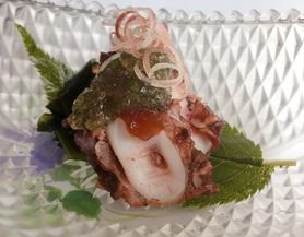 【神奈川県佐島の真蛸　大葉のジュレがけ】 