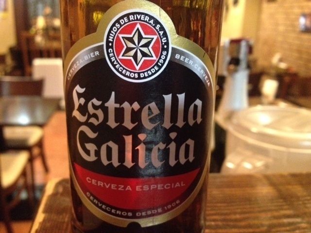 エストレージャ・ガリシア(スペインビール)（￥700）