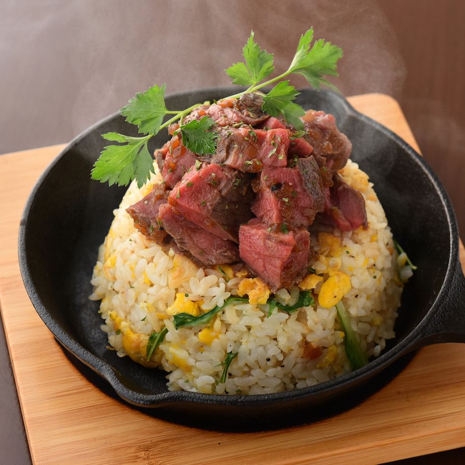 牛ランプ肉のガーリックライス