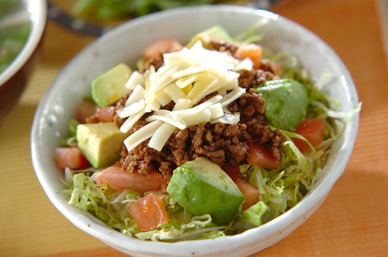 平日ｂｏｗｌランチ