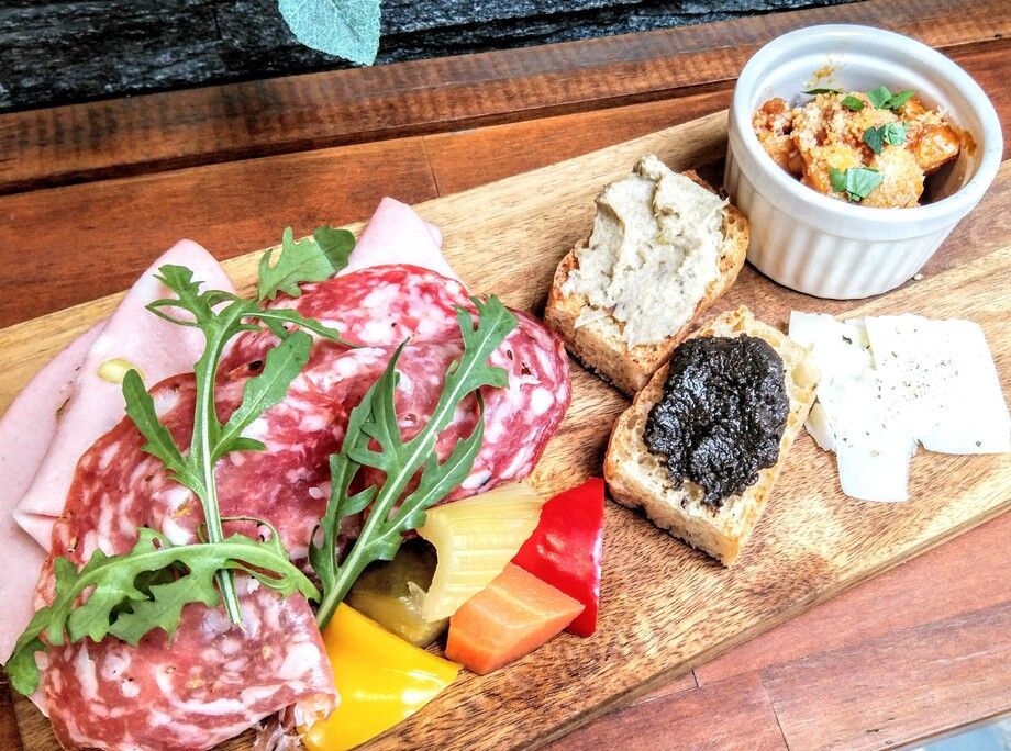 本日のトスカーナ前菜4種盛り合わせ（1人前）