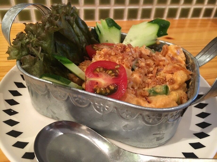 エスニックポテトサラダ（550円）