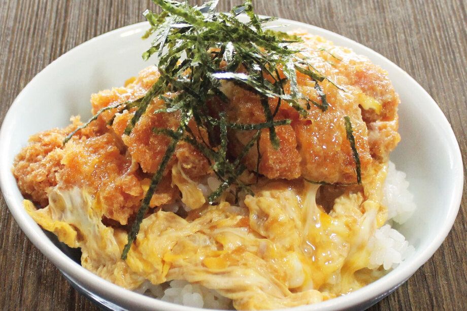 カツ丼（900円　ミニ700円）