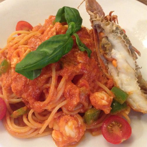うちわ海老のトマトクリームパスタ（1280）