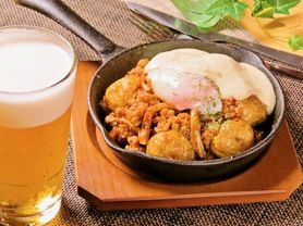 自家製ボロネーゼと小芋のロースト