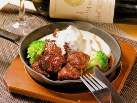  牛サガリのサイコロステーキ