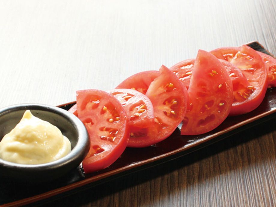 冷やしトマト（320円）