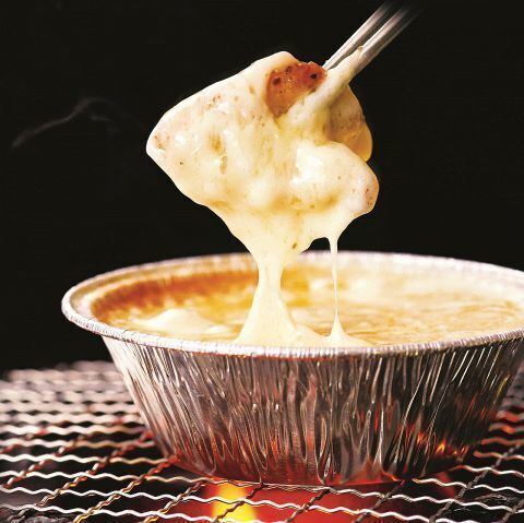 チーズフォンデュdeチキンバジル（605円（税込））