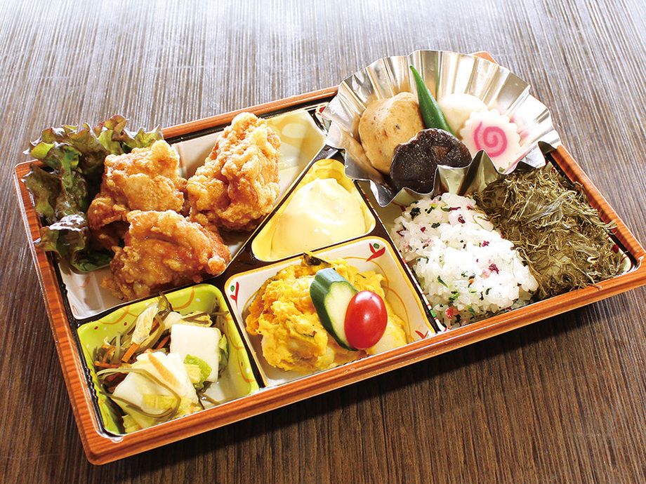 まる得！唐揚げ弁当　（一日前までのご注文）（980円（税込））