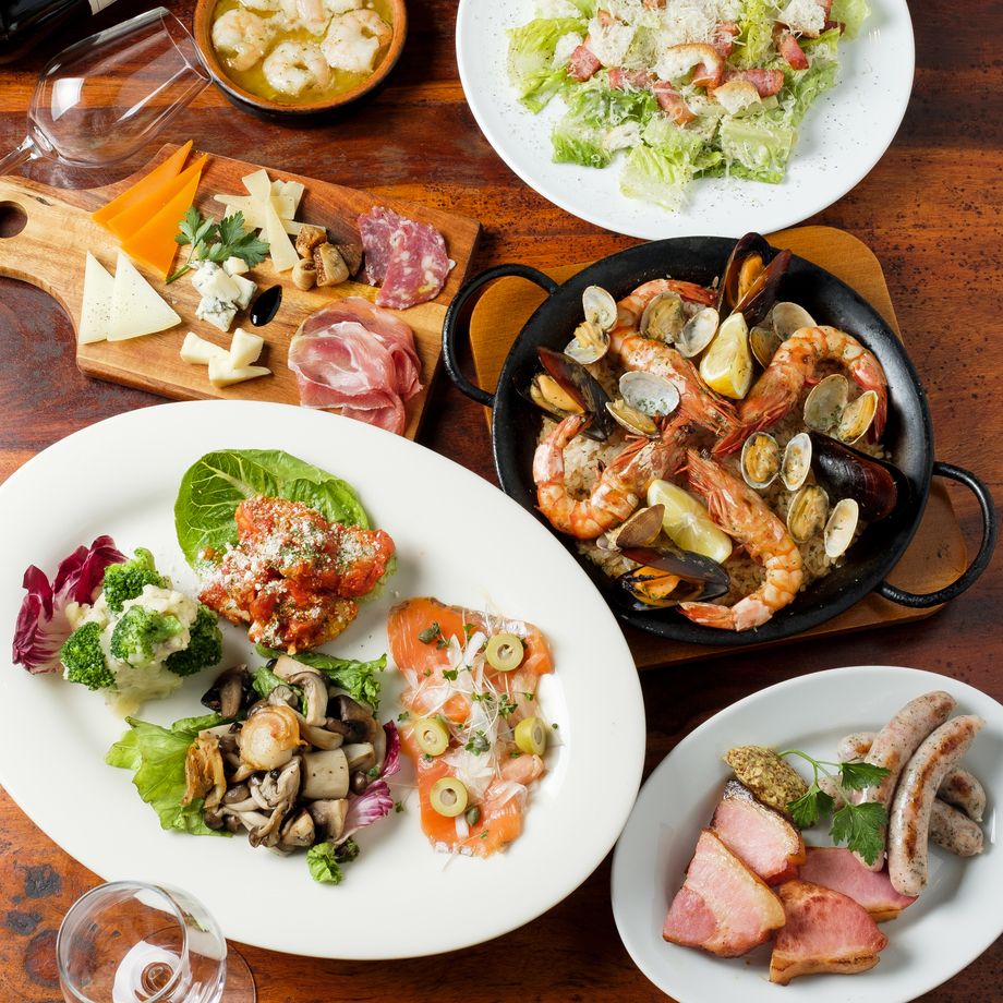 【2.5時間飲み放題付き肉会コース】〆の牧草牛のステーキパエリアや、生ハム、ローストビーフ、ローストポーク、唐揚げ、ソーセージグリルなどが楽しめるお料理20種の肉会プラン！！ （5000円（税込））