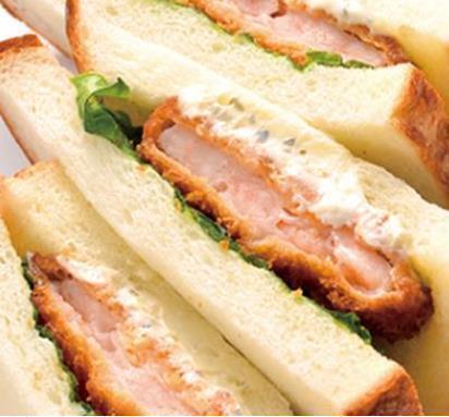 フィッシュサンド（700円）