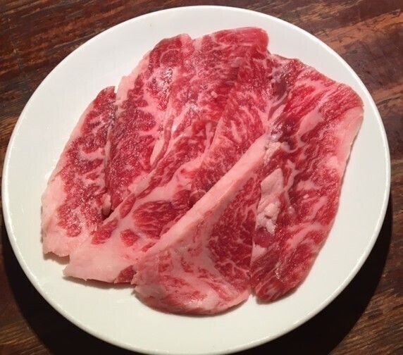 国産牛カルビ（490円）