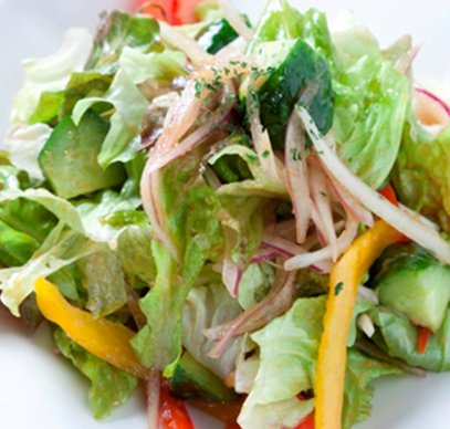 シンプルなグリーンサラダ（500円）