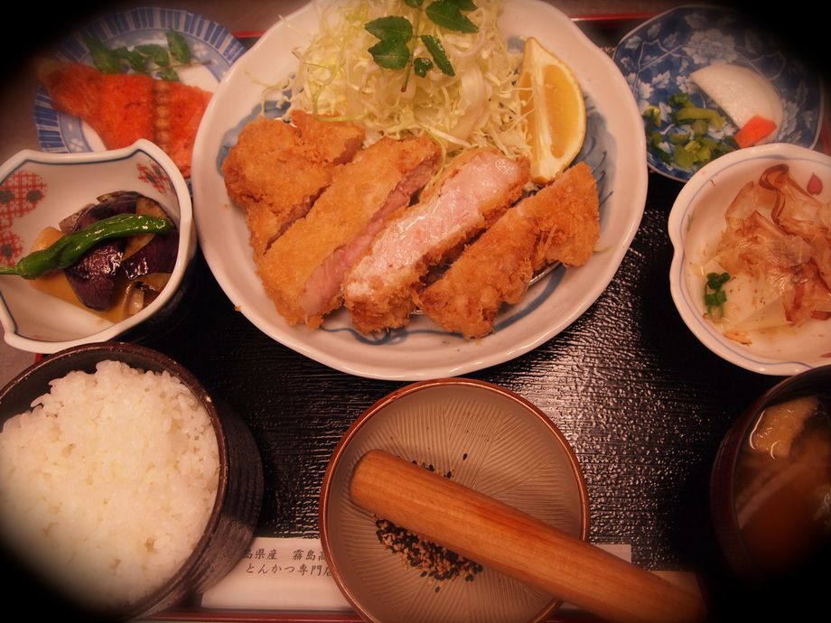 あべどりのかつ御膳　300g