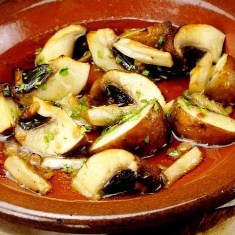 マッシュルームのアヒージョ