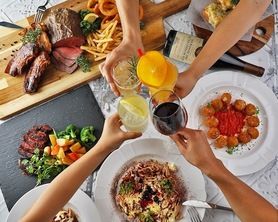 【1番人気】TERRE-a-Sスタンダードプラン｜話題のサラダや鶏モモ肉のディアボラなど絶品イタリアン全6品＋飲み放題2000円で5500円（税込）