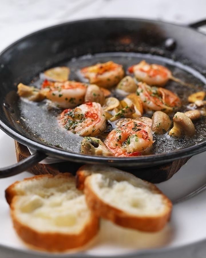 シーフードのアヒージョ