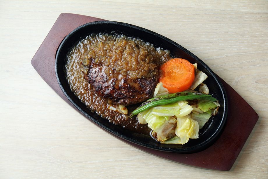 自家製和牛のハンバーグ（1200円）