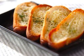 ガーリックトースト