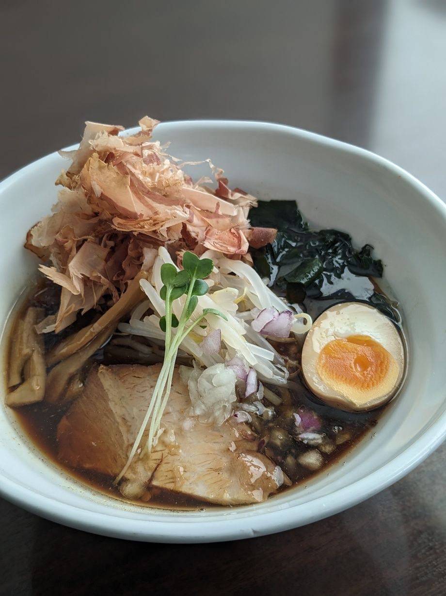 冷やし醤油ラーメン　夏季限定