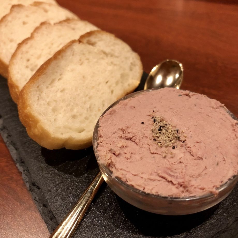 北海道産豚のレバーペースト