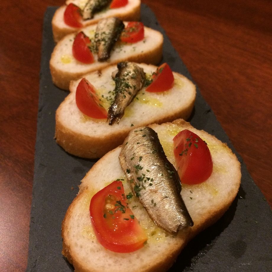 スモークサーディンのブルスケッタ