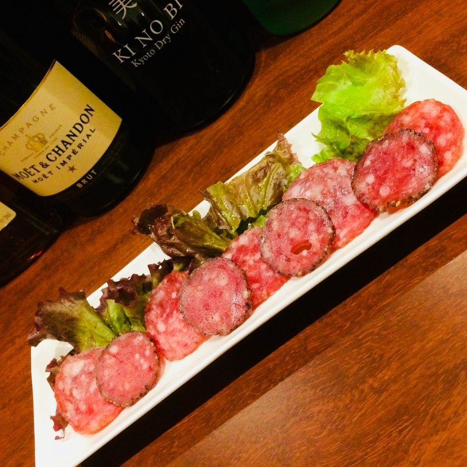 サラミ盛り合わせ