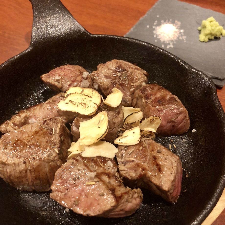 アンガスビーフのサイコロステーキ