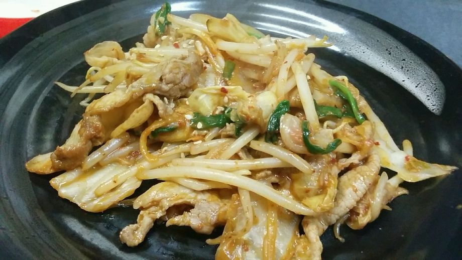 税込￥５００！ワンコインランチ（魚、肉、野菜　定食・丼）　　常時・数十種類！