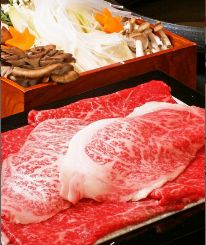 郡山産黒毛和牛「うねめ牛」のすき焼き または しゃぶしゃぶ（3000円(一人前)）