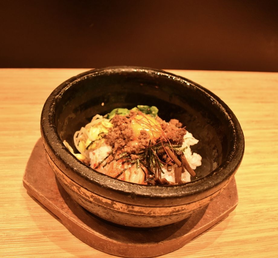 石焼ピビンバ（880円(税込968円)）