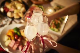 誕生日/記念日/ご接待Plan◆大人気！お祝い事や外せないご宴会に☆乾杯Sワイン付き[3h飲み放題7皿5980円]