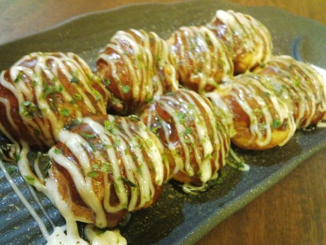 店主自慢の本場で学んできた味　たこ焼き　☆お味も選べます☆