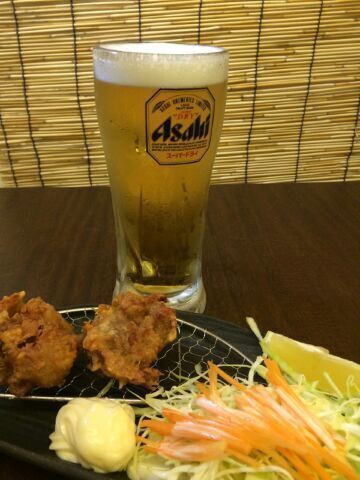 オススメ★からあげセット　ワンコイン500円セット（アサヒスーパードライ生ジョッキ+からあげ2こ+小サラダ）