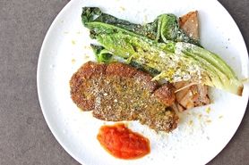 【肉料理】6月はイベリコ豚のミラネーゼ