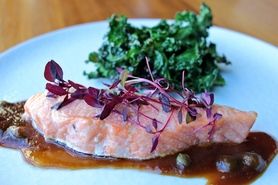 【魚料理】4月はサーモンのコンフィ