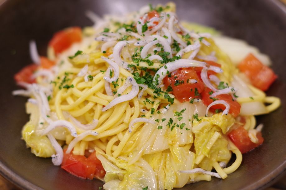 シラスとキャベツのペペロンチーノ