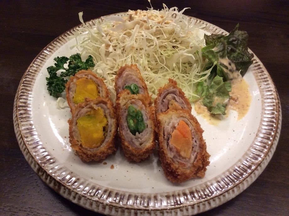 3色肉巻き定食（900円）